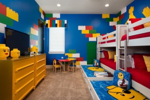 lego themed kids room by Yes Painter